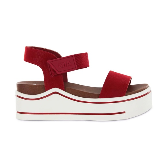 Mia Shoes Red Platform Sandals - Picture 1 of 4